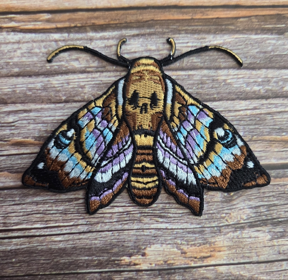 Death Moth Skull Gothic Embroidered 90'S Vintage Iron on Patch